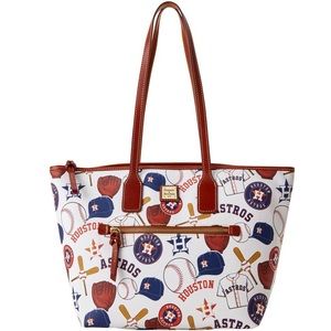 NWT Dooney and Bourke ASTROS tote bag